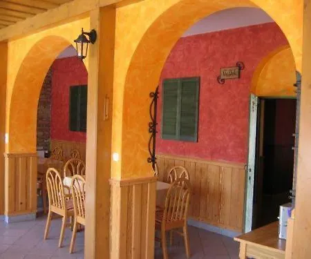 Bed & Breakfast Sziget Hotel&Restaurant Tarjan